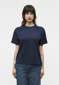 Футболка Футболка