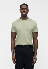 Футболка Футболка