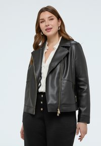 Байкерская куртка Байкерская куртка