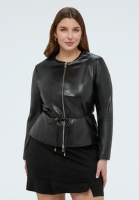 Кожаная куртка Кожаная куртка