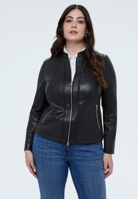 Байкерская куртка Байкерская куртка