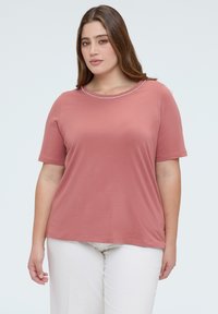 Футболка Футболка