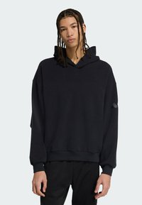 Спортивная кофта