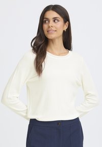 Пуловер Пуловер