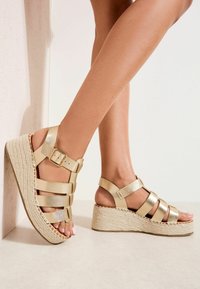 Римские сандалии Римские сандалии