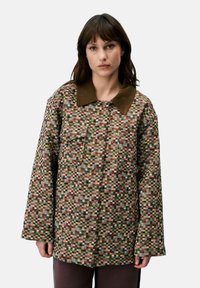 Короткое пальто Короткое пальто