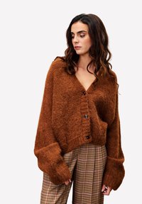 Кардиган Кардиган