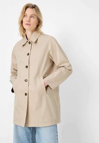 Шерстяное пальто