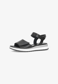 Босоножки на танкетке