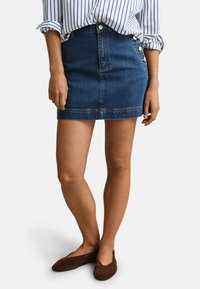 Мини-юбка Мини-юбка