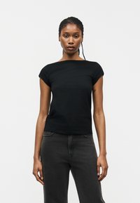 Футболка Футболка