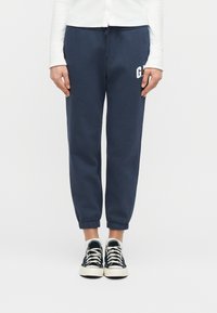 Спортивные штаны Спортивные штаны