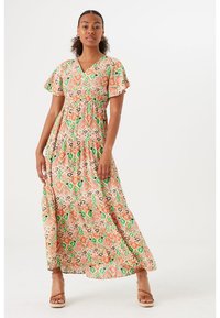 Длинное платье