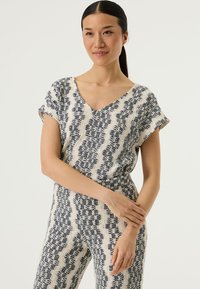 Майка Майка