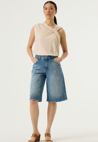 Майка Майка