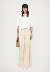 Кожаная сумка