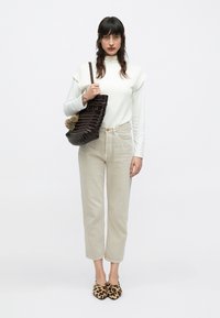 Кожаная сумка