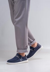 Ботинки на шнуровке Ботинки на шнуровке