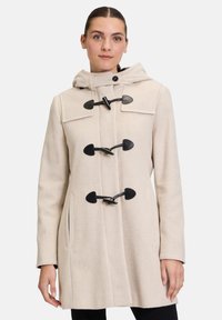 Шерстяное пальто