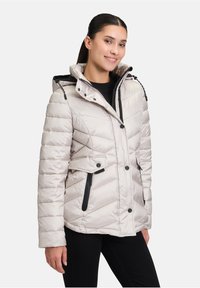 Зимняя куртка Зимняя куртка