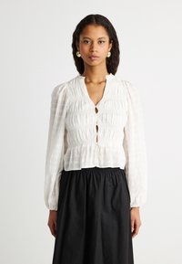 Блузка-рубашка