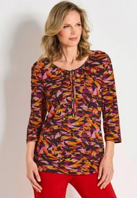 Майка с рукавом три четверти