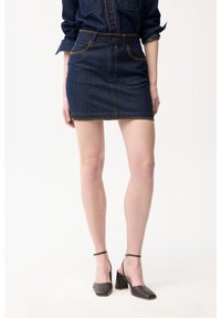 Джинсовая юбка