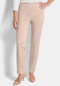 Узкие брюки