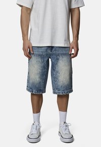 Шорты Шорты