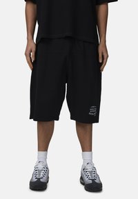 Шорты Шорты