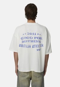 Футболка Футболка