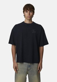 Футболка Футболка