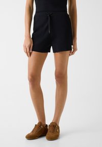 Шорты Шорты