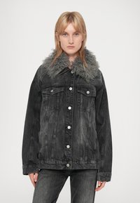 Джинсовая куртка Джинсовая куртка