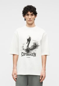 Футболка Футболка