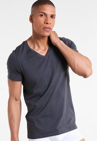 Футболка Футболка