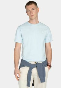 Футболка Футболка