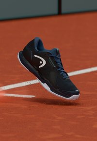 Теннисные кроссовки Теннисные кроссовки