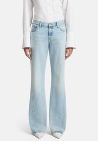 Широкие брюки Широкие брюки