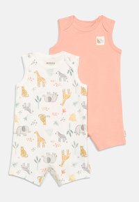 Набор одежды