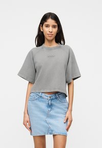 Футболка Футболка