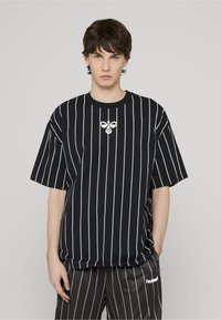 Футболка Футболка