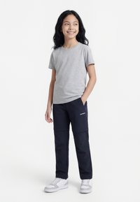 Спортивные штаны