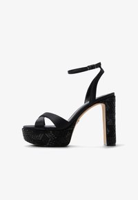 Босоножки на платформе Босоножки на платформе