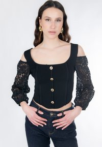 Кружевная блузка Кружевная блузка