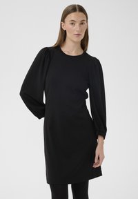 Короткое платье Короткое платье