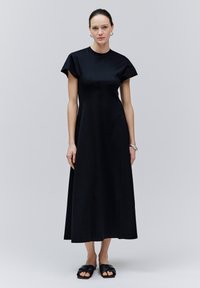 Летнее платье Летнее платье