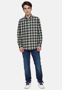 Рубашка Рубашка