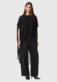 Длинная блузка