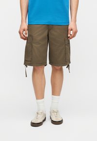 Шорты Шорты